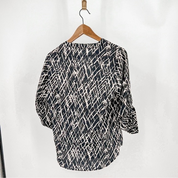 Collective Concepts black and white blouse - Picture 5 of 9